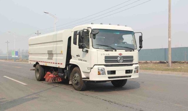 道路湿扫车